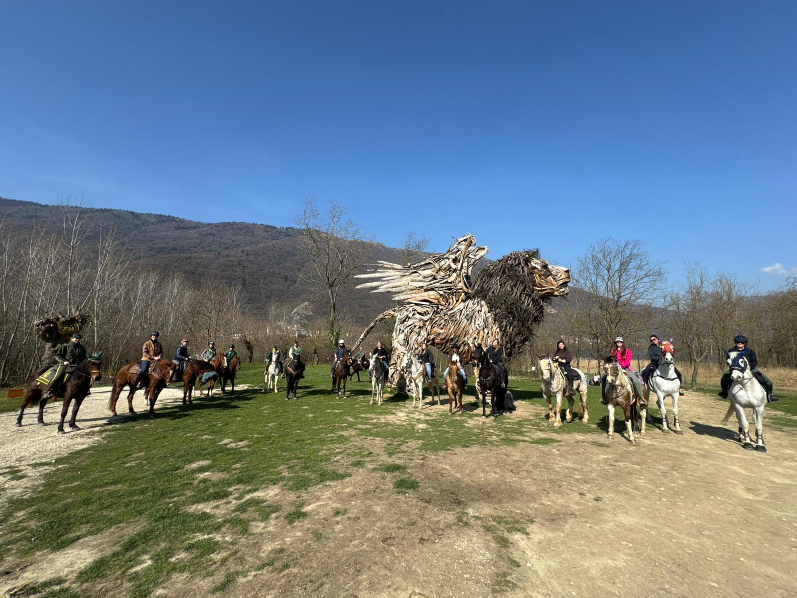 Passeggiata a cavallo per la Festa della Donna tra i laghi di Revine